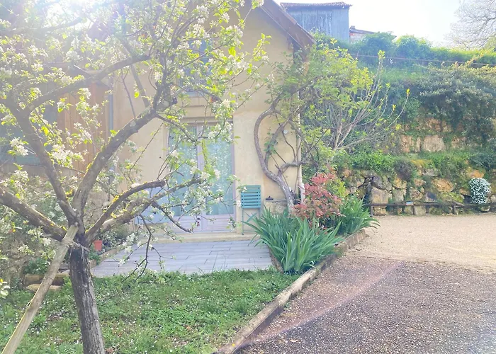 Residence Les Trois Jardins Avec Wifi Et Parking Gratuit