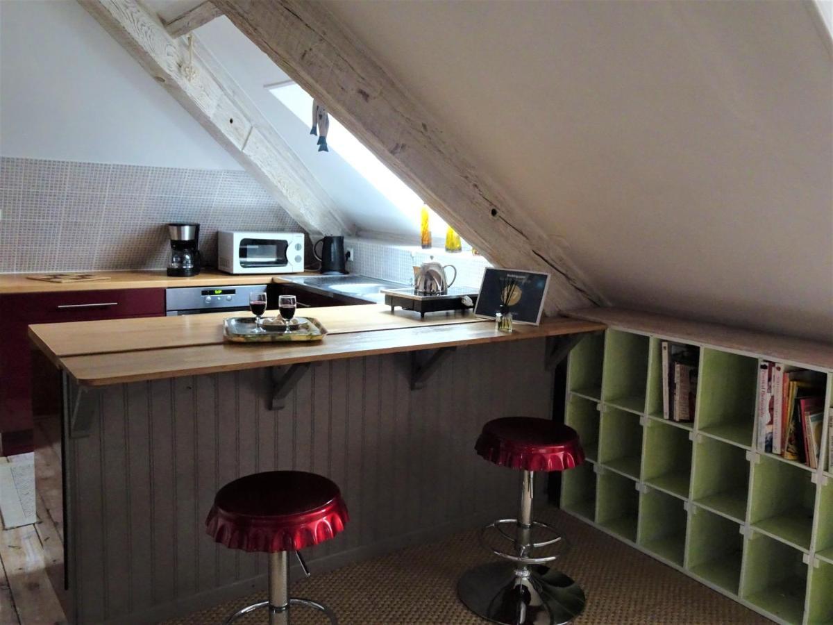 Les Trois Jardins Avec Wifi Et Parking Gratuit Holiday home *