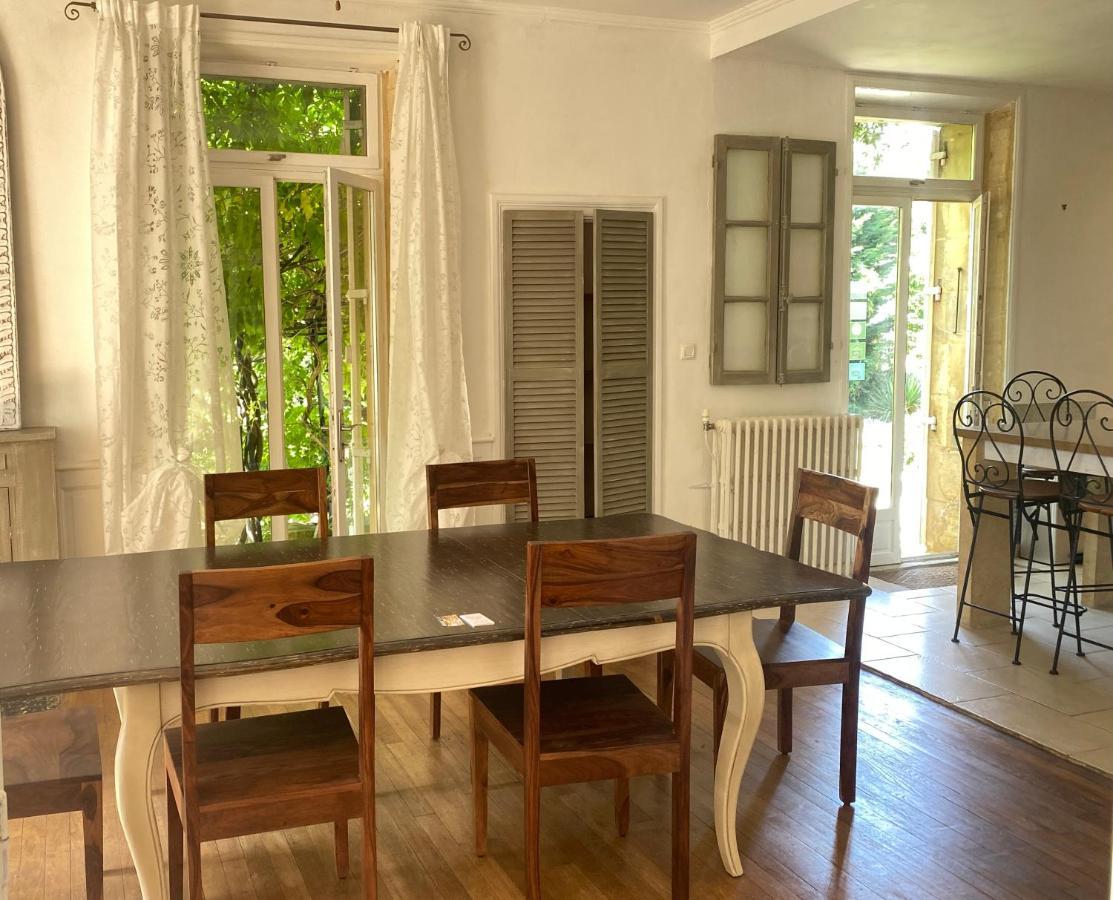 Les Trois Jardins Avec Wifi Et Parking Gratuit Holiday home Sarlat-la-Caneda