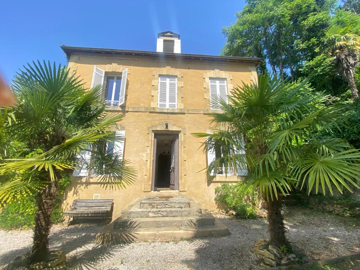 Les Trois Jardins Avec Wifi Et Parking Gratuit Holiday home Sarlat-la-Caneda