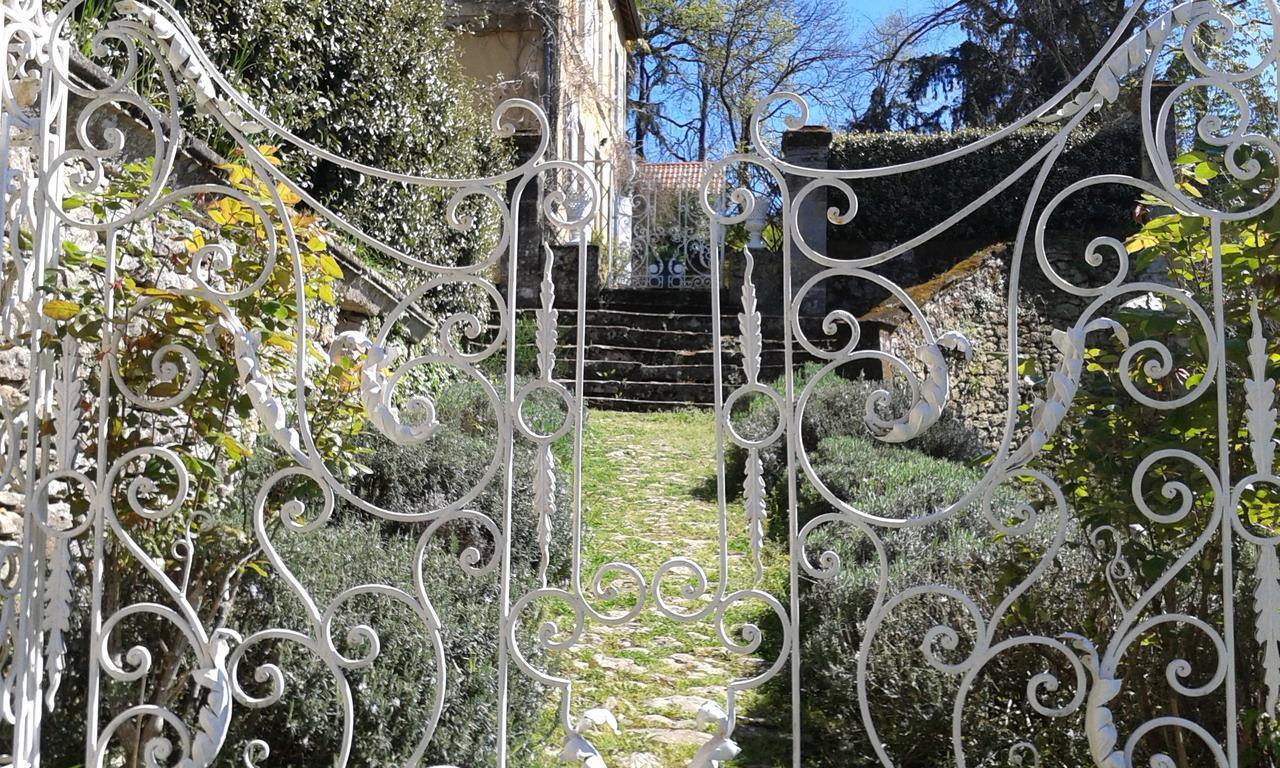 Les Trois Jardins Avec Wifi Et Parking Gratuit Holiday home Sarlat-la-Caneda