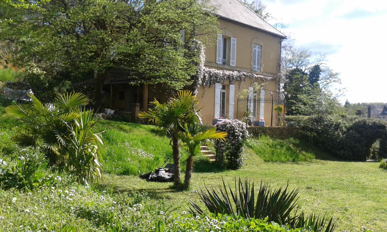 Les Trois Jardins Avec Wifi Et Parking Gratuit Sarlat-la-Caneda